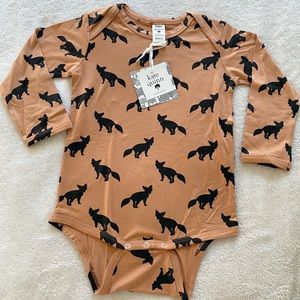 Kate Quinn Little Foxes Onesie 18-24 Mon.